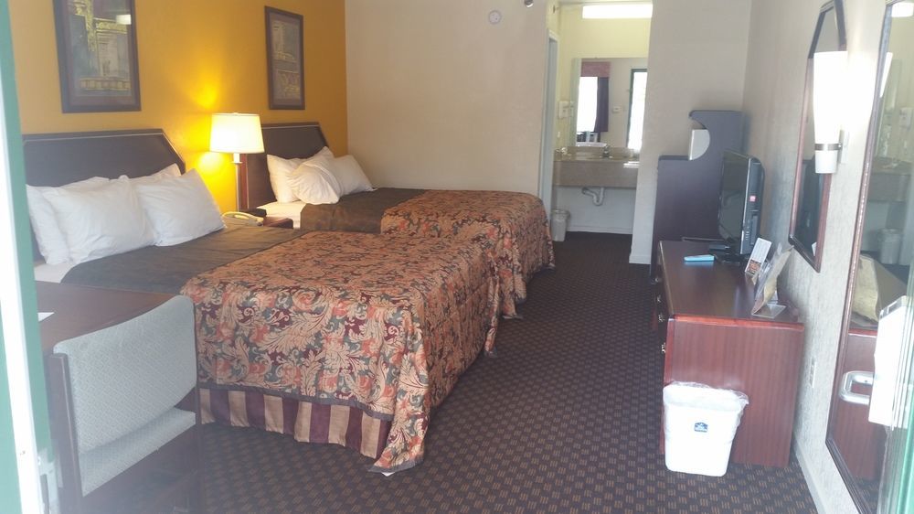 Red Roof Inn & Suites Rome Zewnętrze zdjęcie