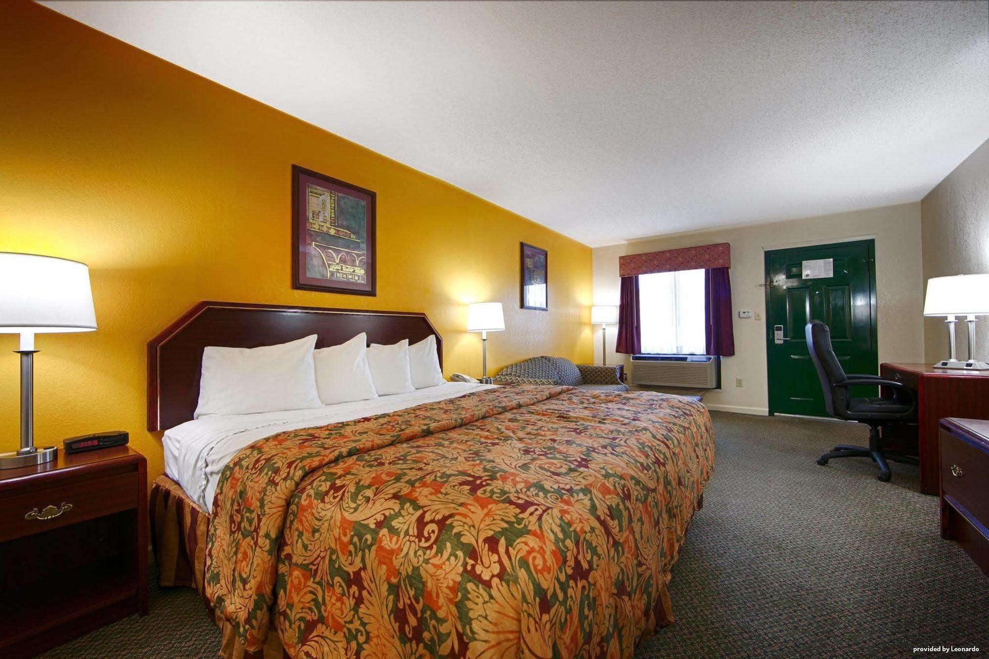 Red Roof Inn & Suites Rome Zewnętrze zdjęcie