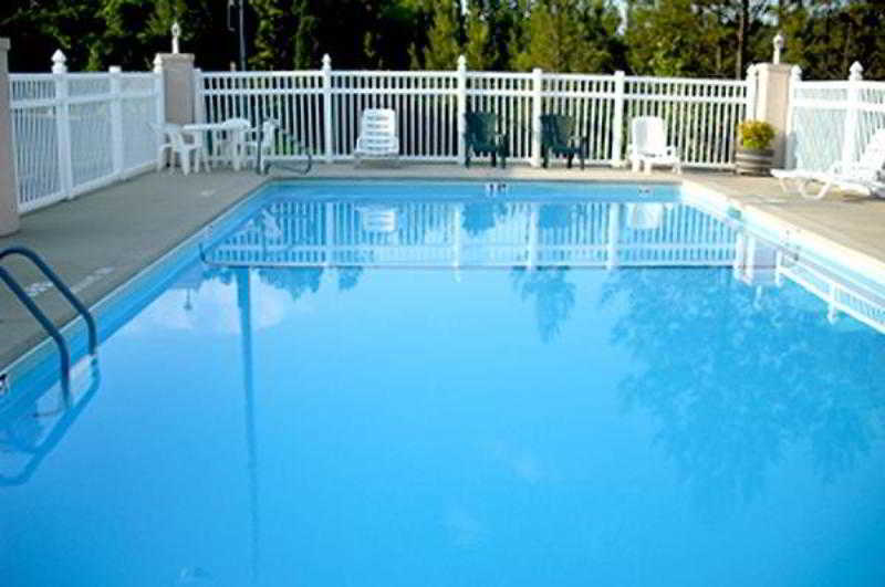 Red Roof Inn & Suites Rome Zewnętrze zdjęcie