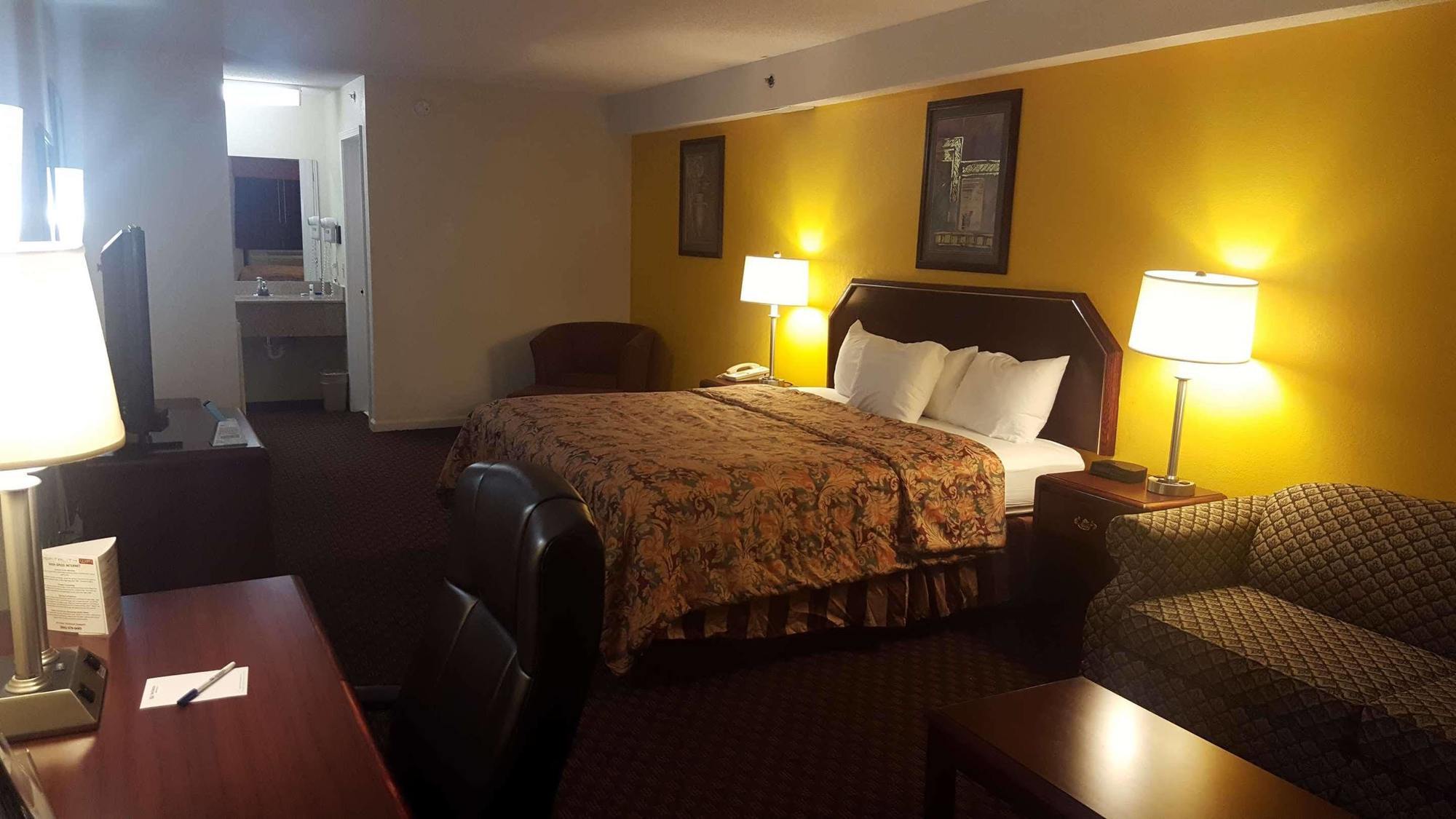 Red Roof Inn & Suites Rome Zewnętrze zdjęcie